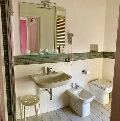 Comfort Tek Büyük veya İki Ayrı Yataklı Oda, Balkon, Şehir Manzaralı (Room Ciane)