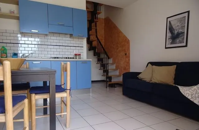 Apart Daire, 2 Yatak Odası, Küçük Mutfak