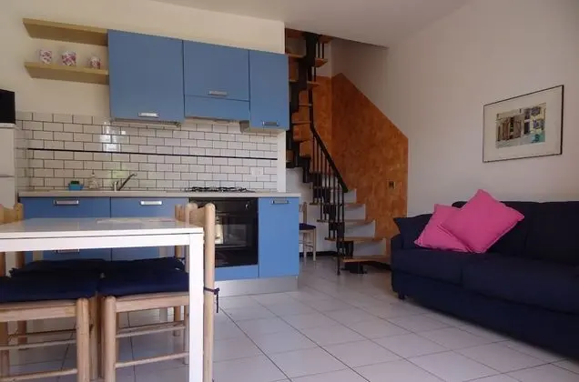 Apart Daire, 2 Yatak Odası, Küçük Mutfak