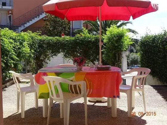 Apart Daire, 2 Yatak Odası, Küçük Mutfak