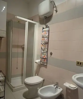 Apart Daire, 2 Yatak Odası, Küçük Mutfak