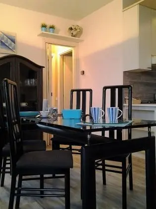Apart Daire, 1 Yatak Odası, Göl Manzaralı