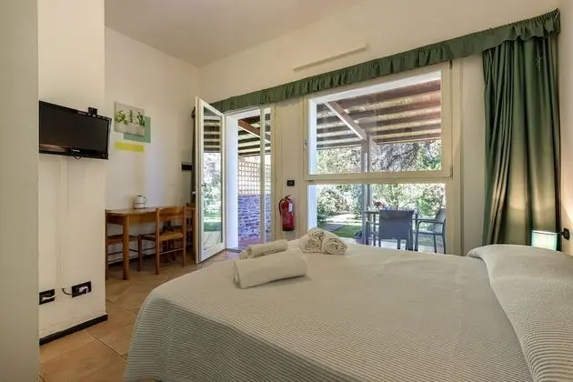 Stüdyo, Bahçe Manzaralı, Bahçeli