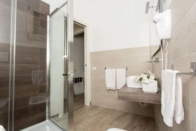 Deluxe Tek Büyük veya İki Ayrı Yataklı Oda