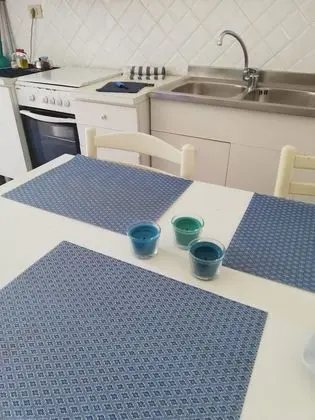 Odada yemek servisi