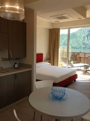 Apart Daire, Balkon, Göl Manzaralı