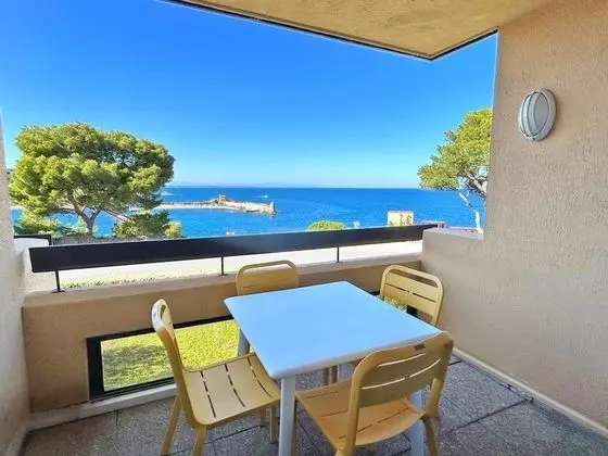 Stüdyo, Deniz Manzaralı