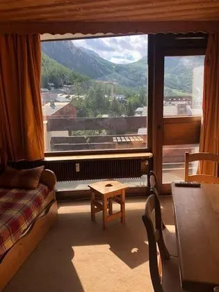 Apart Daire, Banyolu/Duşlu (Les Cimes )