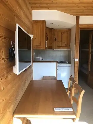 Apart Daire, Banyolu/Duşlu (Les Cimes )