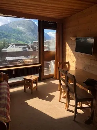 Apart Daire, Banyolu/Duşlu (Les Cimes )