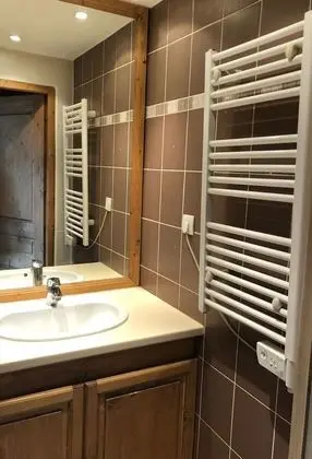 Apart Daire, Banyolu/Duşlu (Les Cimes )