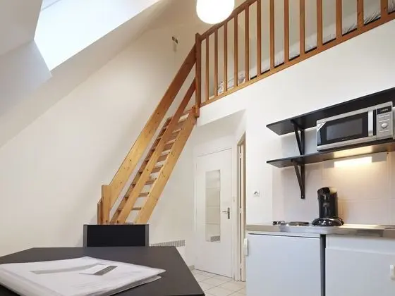 Dubleks, Banyolu/Duşlu (Studio - coté jardin)