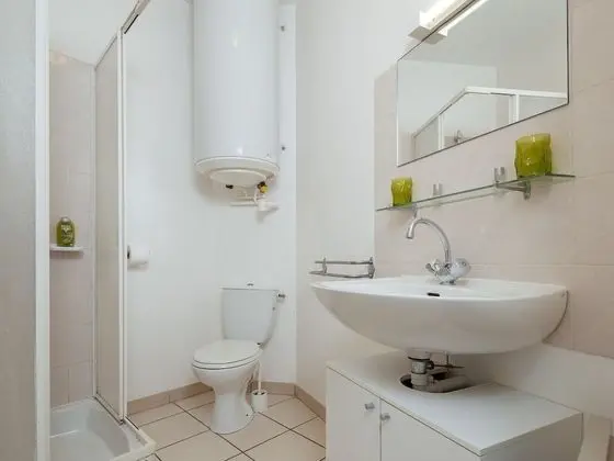 Luxury Apart Daire, Banyolu/Duşlu (Vue Sur Château)