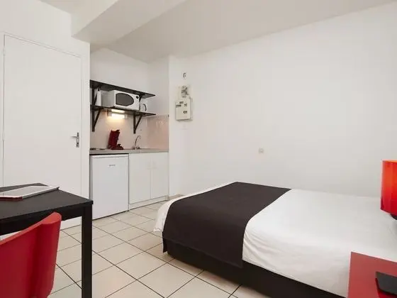 Stüdyo, Banyolu/Duşlu (Coté jardin - RDC)