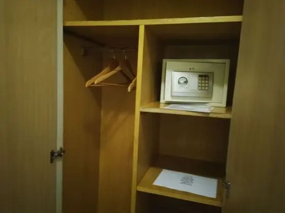 Standard Oda, 1 En Büyük (King) Boy Yatak, Engellilere Uygun