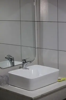 Standard Oda, 1 En Büyük (King) Boy Yatak, Engellilere Uygun