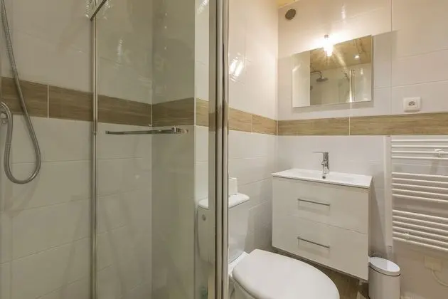 Apart Daire, Banyolu/Duşlu (Periades 202)