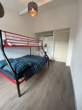 Economy Apart Daire, Dağ Manzaralı