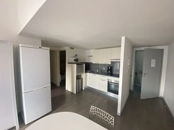Economy Apart Daire, Dağ Manzaralı