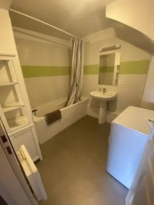 Economy Apart Daire, Dağ Manzaralı