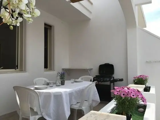 Apart Daire, 2 Yatak Odası, Balkon, Kule