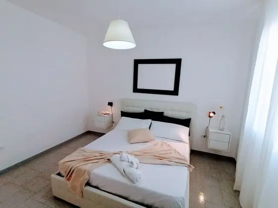 Apart Daire, 2 Yatak Odası, Balkon, Kule