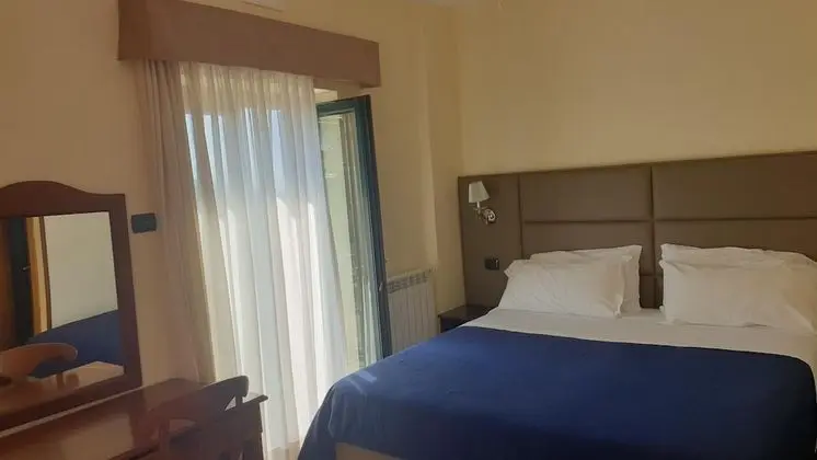 Deluxe Tek Büyük Yataklı Oda, Deniz Manzaralı