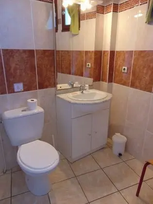 Dört Kişilik Oda, Sigara İçilmez