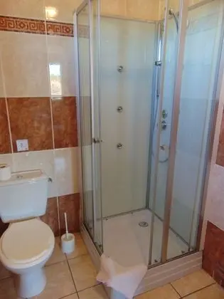 Dört Kişilik Oda, Sigara İçilmez