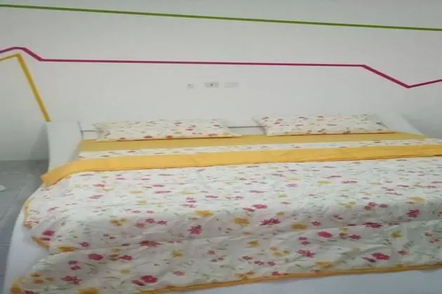 Tek Kişilik Oda, 1 Büyük (Queen) Boy Yatak, Sigara İçilmez