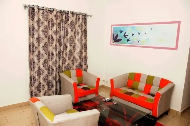 Standard Stüdyo, Sigara İçilmez