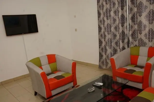 Standard Stüdyo, Sigara İçilmez