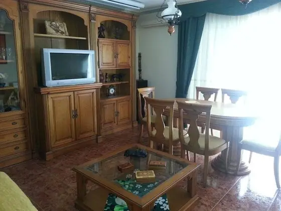 Tek Büyük Yataklı Oda, Ortak Banyo