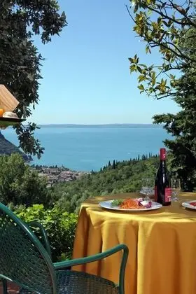 Apart Daire, 1 Yatak Odası, Teras, Göl Manzaralı