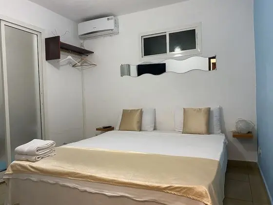 Basic Tek Büyük veya İki Ayrı Yataklı Oda