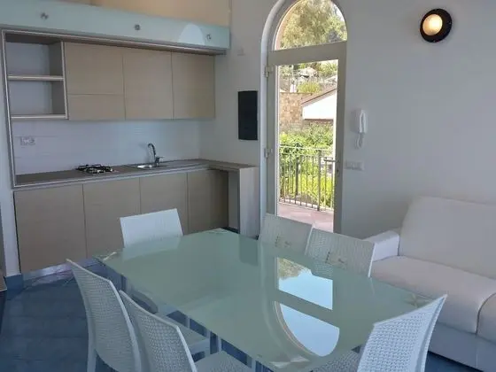 Apart Daire, 2 Yatak Odası, Deniz Manzaralı, Asma Kat