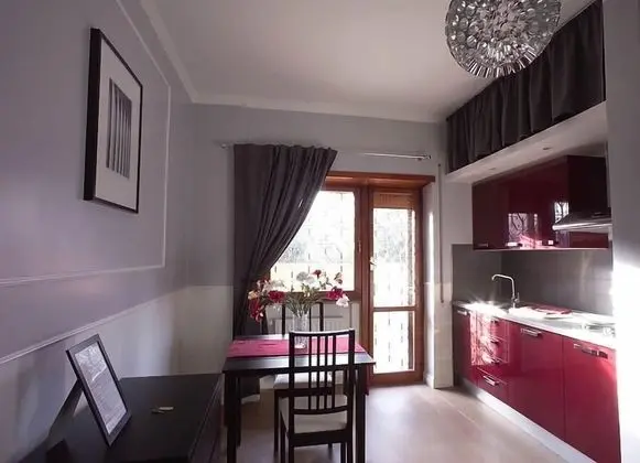 Üç Kişilik Oda, Balkon