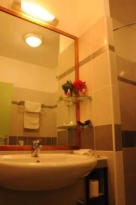Standard Tek Büyük Yataklı Oda, Buzdolabı ve Mikrodalga