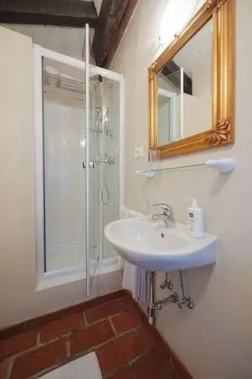 Tek Büyük Yataklı Oda (Attic)
