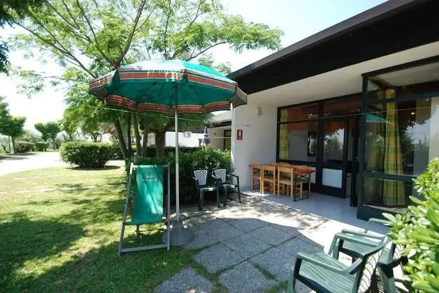 Bungalov, Teras
