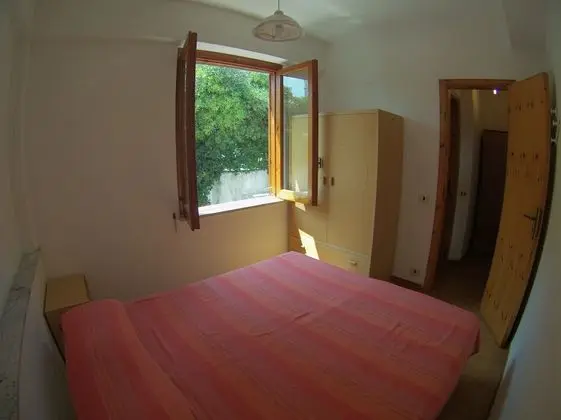 Apart Daire, 2 Yatak Odası, Bahçe Manzaralı, Zemin Kat