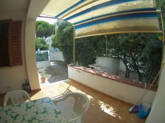 Apart Daire, 2 Yatak Odası, Bahçe Manzaralı, Zemin Kat