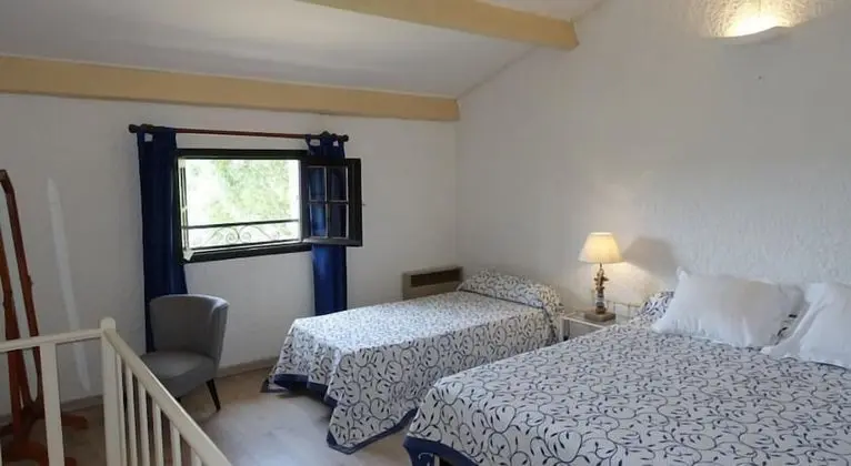 Apart Daire, Teras, Deniz Manzaralı (Corsican stone walls)