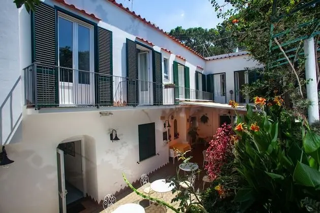 Üç Kişilik Oda, Balkon