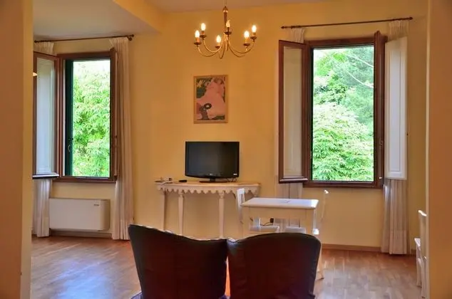 Junior Süit, Küçük Mutfak, Executive Katı