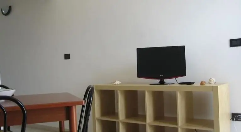 Apart Daire, 1 Yatak Odası, Küçük Mutfak