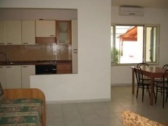 Apart Daire, 1 Yatak Odası, Küçük Mutfak