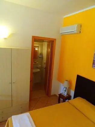 Stüdyo, Bahçe Manzaralı