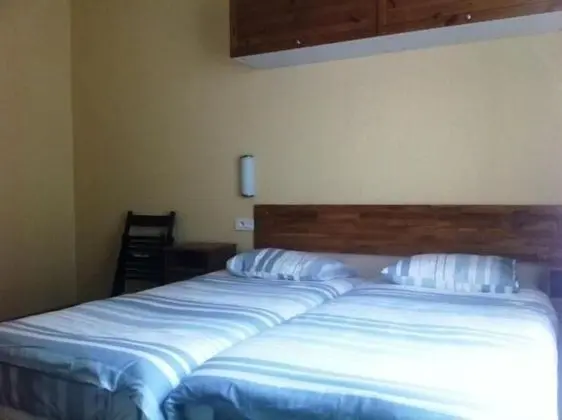 İki Ayrı Yataklı Oda, Küçük Mutfak