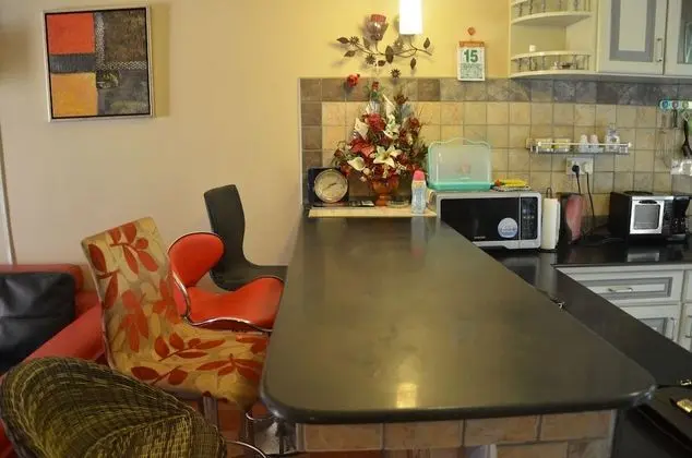 Apart Daire, Havuz Manzaralı